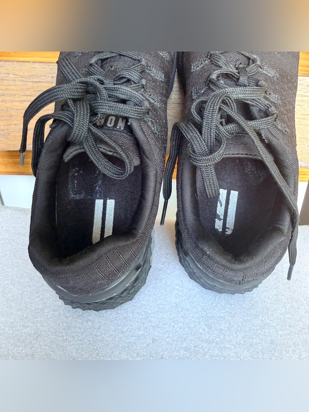 Nobull unisex Allday 365 (Ripstop) shoes M7.5 and W9 black - Picture 5 of 9